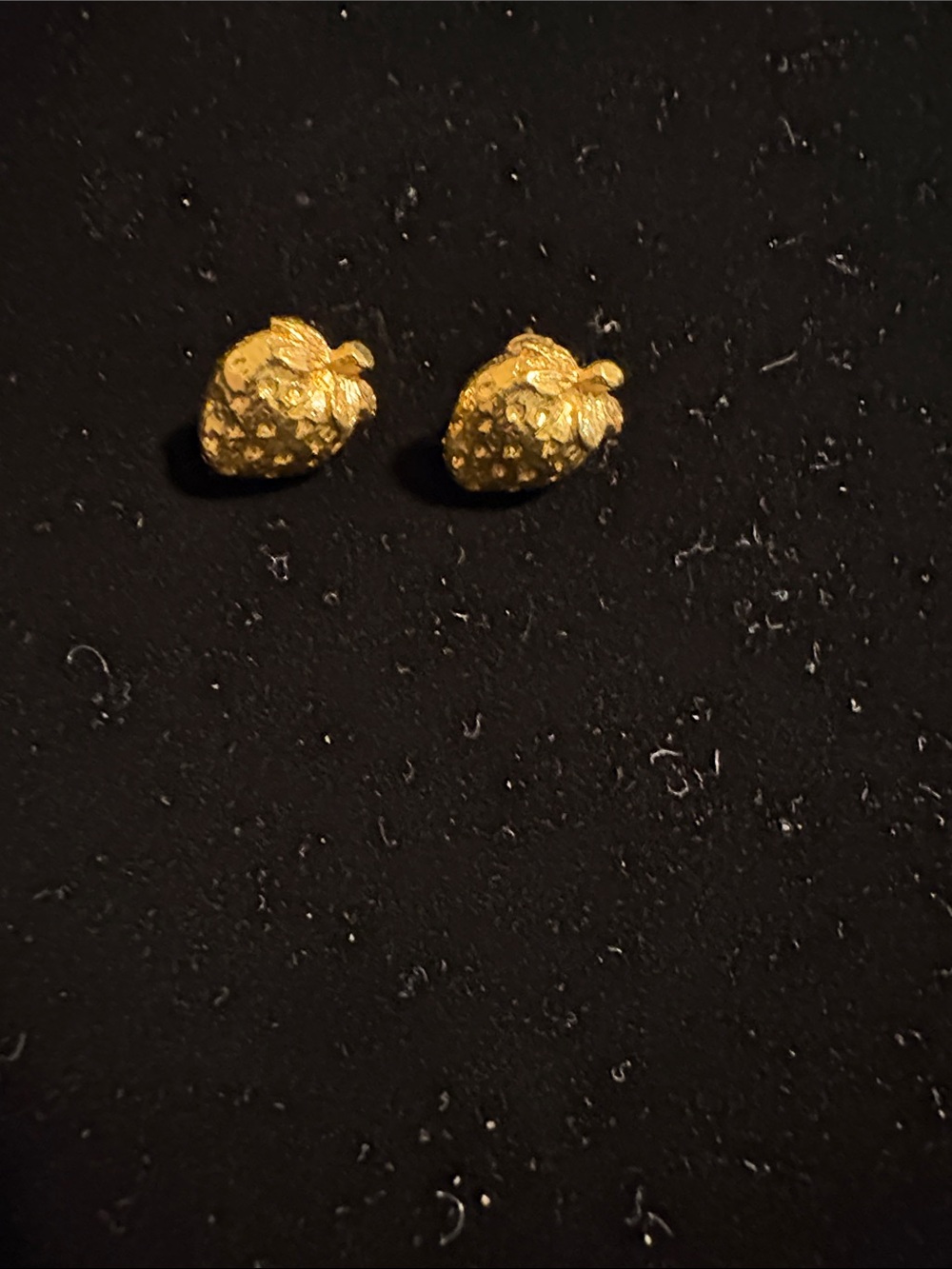 Source Unknown Gold Strawberry Stud Earrings - Textured Fruit Motif